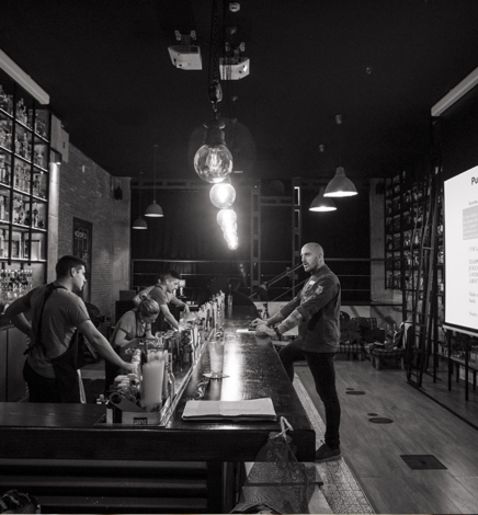 Qué significa barman completo, el curso estrella de House of Mixology